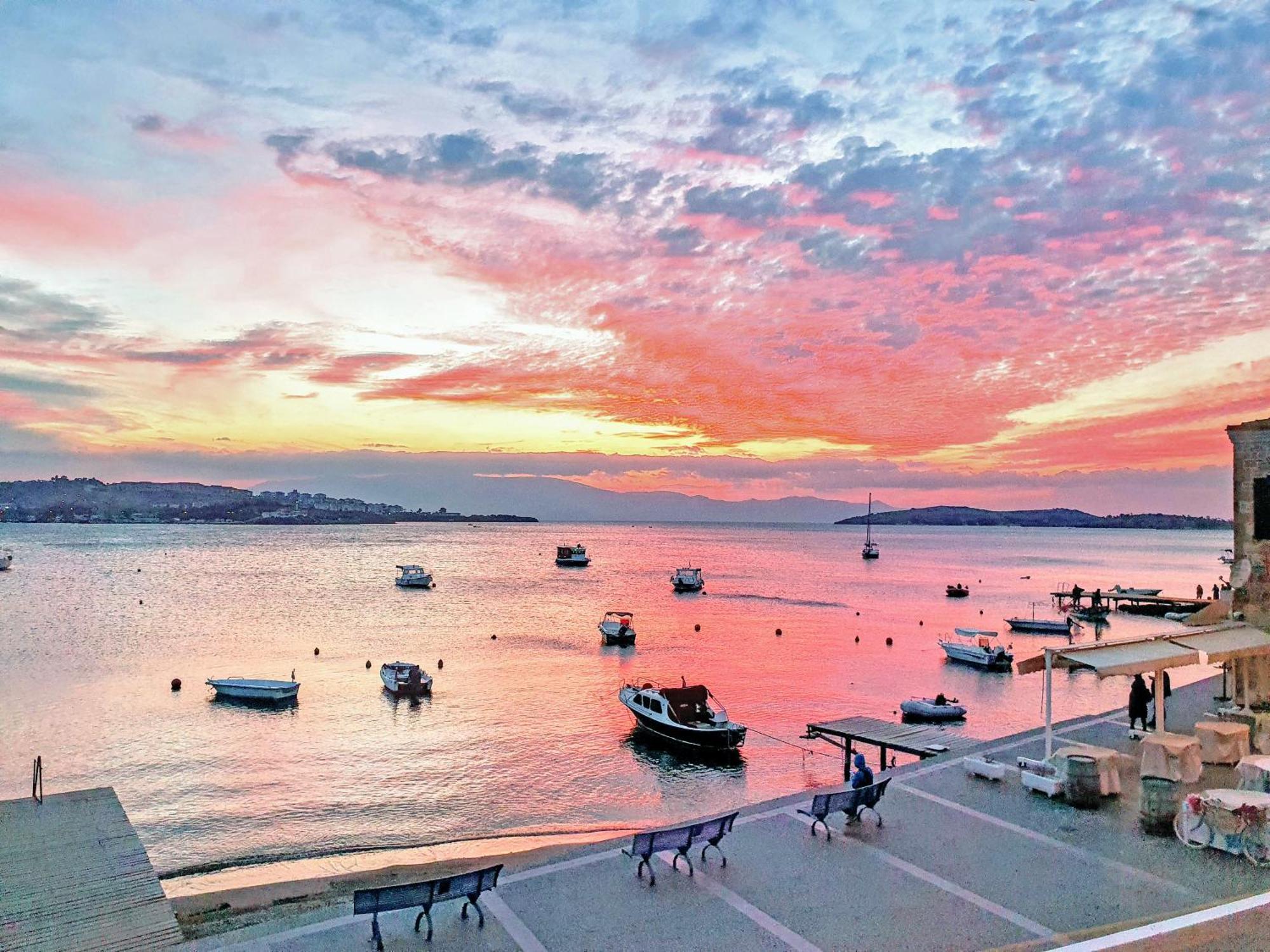 Midilli Konak Foça Dış mekan fotoğraf